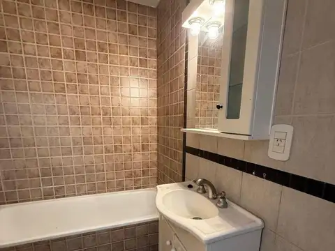 Departamento 2 ambientes con 1 baño