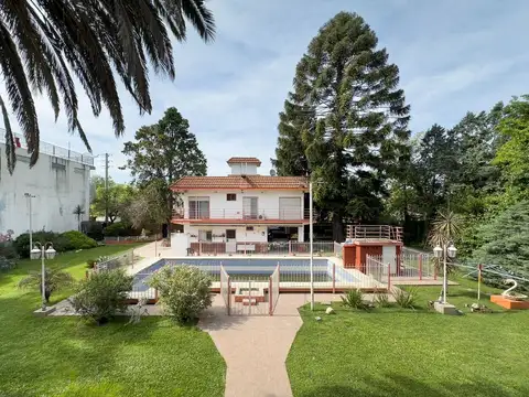 VENTA CASA EN MONTE GRANDE  JOSE M EZEIZA