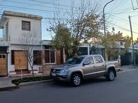 CASA EN VENTA CENTRO LUJAN DE CUYO