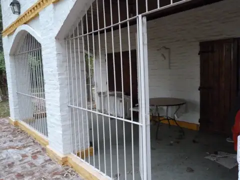 Casa en Venta con 8 cocheras