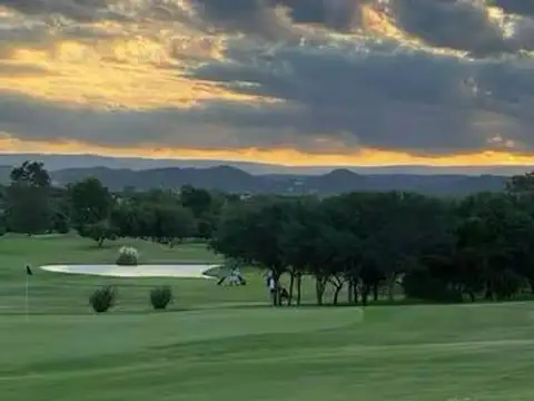 Terreno en Venta en Valle del Golf, USD 55.000