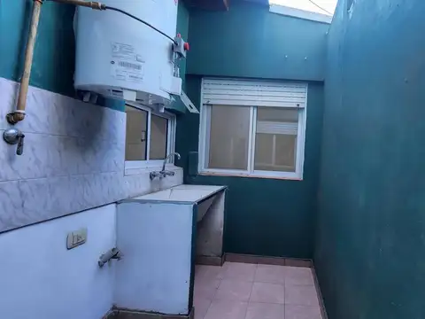 Depto Tipo Casa 3 ambientes con 1 baño