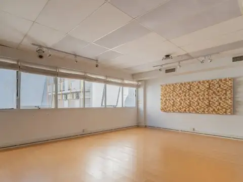 Oficina moderna venta  Luminosa  San Nicolás