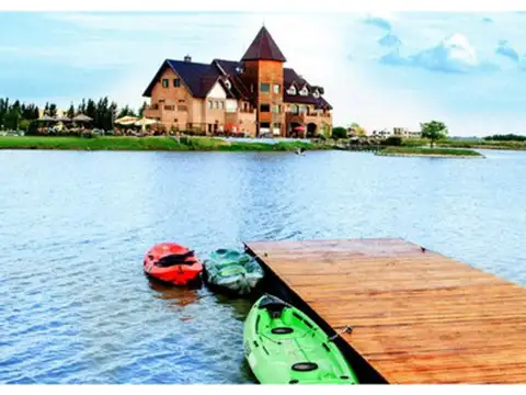 Terreno en Venta de 914,0 m2