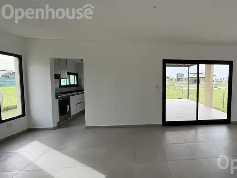 Casa en Alquiler A Estrenar