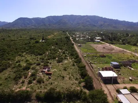 A 200mts De Ruta N°1