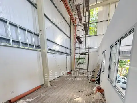 Depósito en Parque Chas