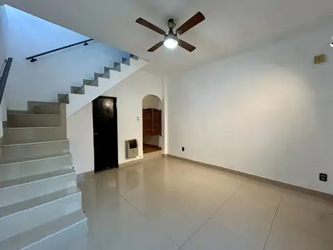 Casa en Venta en Castelar, USD 64.990