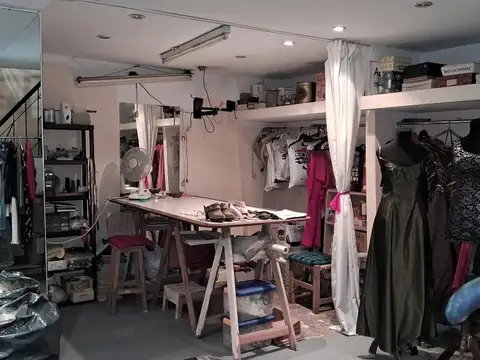 Local en Venta 60 años