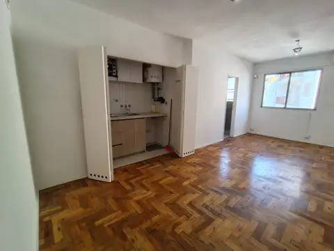 Recoleta Anchorena 1700 9° Piso Contrafrente Todo Luz