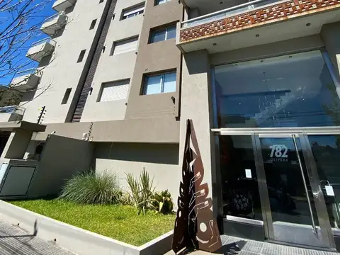 Departamento tres ambientes Ituzaingo sur