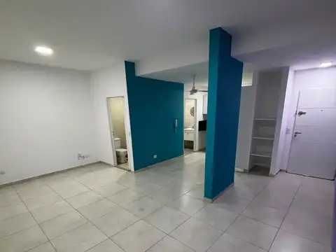 Doctor Rómulo Naón 3600, Piso 0