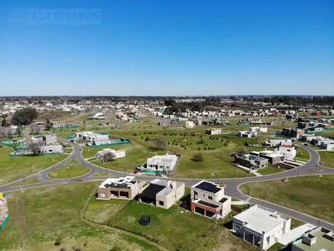 Terreno en Venta en Pilar del Este - San Ramiro, USD 51.500