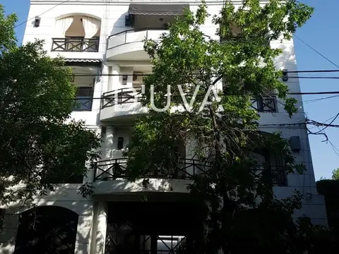 56 entre 20 y 21 1200, Piso 2