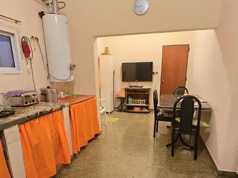Depto Tipo Casa 4 ambientes con 1 baño