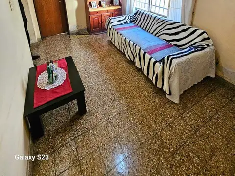 Depto Tipo Casa en Venta de 4 ambientes
