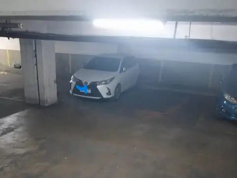 Cochera en Venta Cubierta