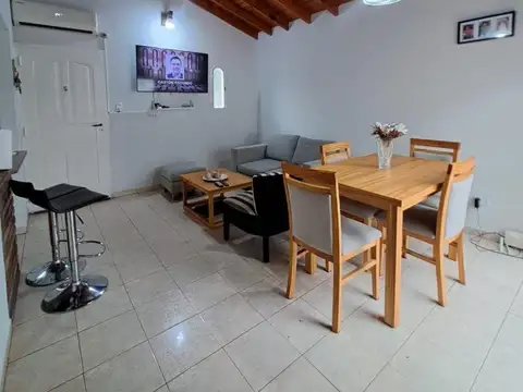 Depto Tipo Casa en Venta en Villa Maipú, USD 70.000