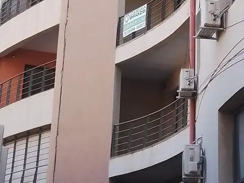 Oficina en Alquiler al Sur