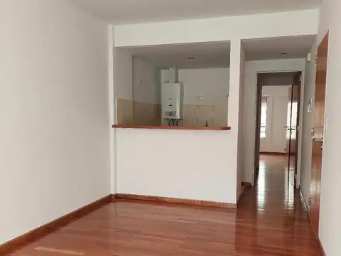 Dorrego y Pellegrini un dormitorio -quincho común-baulera-