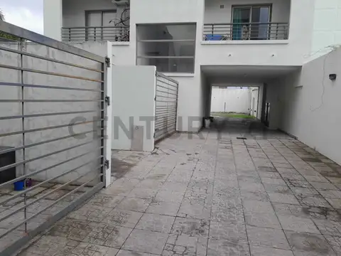 Cochera Descubierta en Alquiler