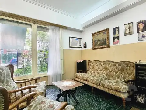 Depto Tipo Casa en Venta 50 años