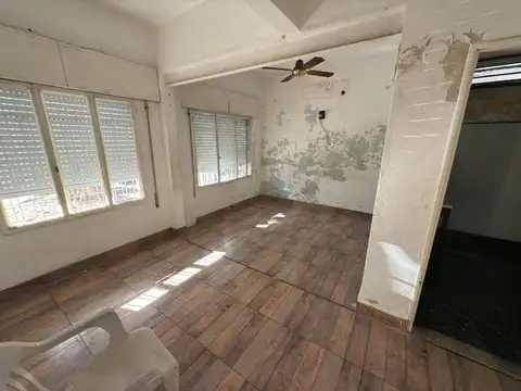 Venta casa 2 dormitorios con terraza Rosario Centro