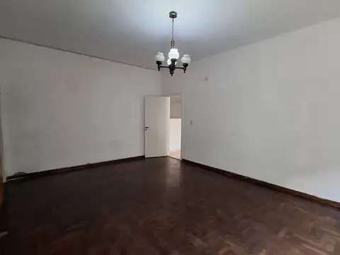 Casa en Venta en Berazategui, USD 85.000