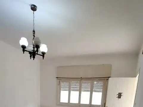 Casa en Venta en Berazategui, USD 85.000