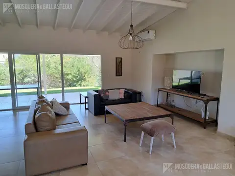 Casa en Alquiler Temporal de 4 dormitorios