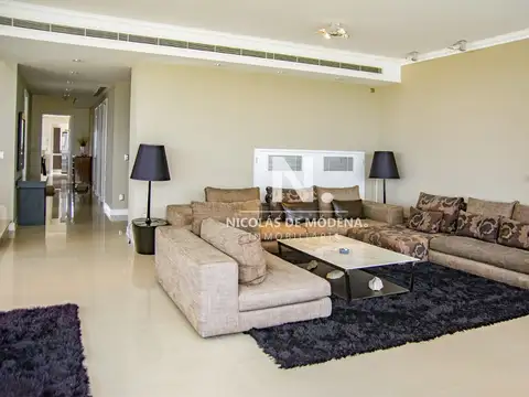 Departamento en Venta en Playa Brava, USD 2.700.000