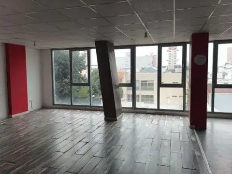 Oficina en Alquiler en Banfield, $ 1.100.000