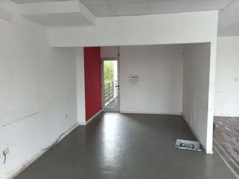 Oficina en Alquiler al Este
