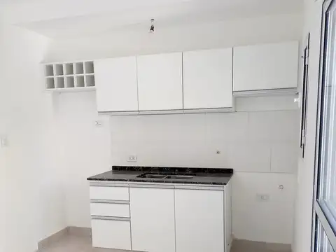 Departamento en Alquiler en Chilavert, $ 500.000