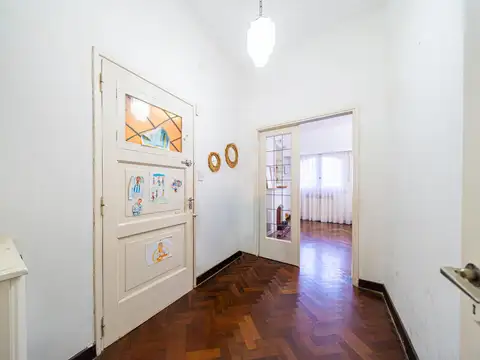 Casa 5 ambientes con 1 baño