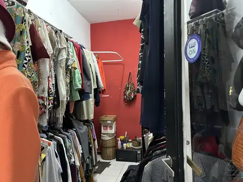 Local en Venta 56 años