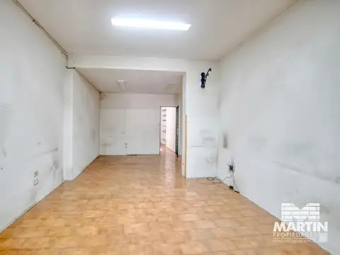 Local  u oficina en centro comercial de munro apto gastronomia 2 baños cocina multiples rubros