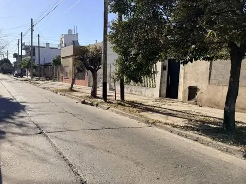 Depto Tipo Casa 4 ambientes con 1 baño