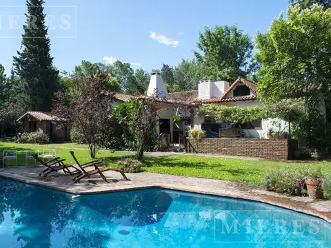 Excelente casa en venta en Olivos Golf Club