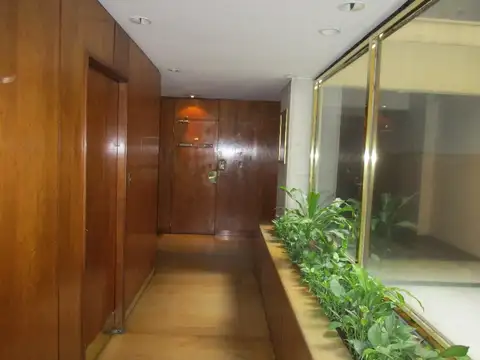 Rodríguez Peña 2000, Piso 7