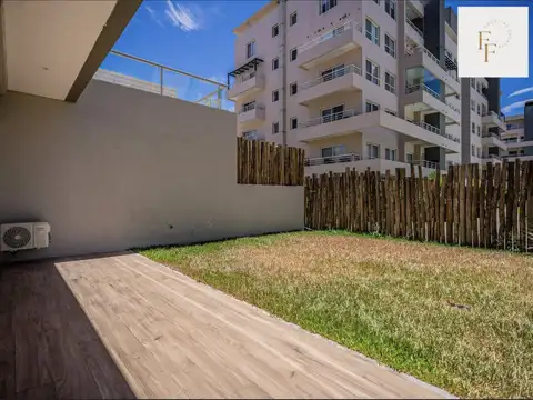 Alquiler Temporal en Nordelta | Departamento Amoblado con Jardín y Cochera | 2 Ambientes |