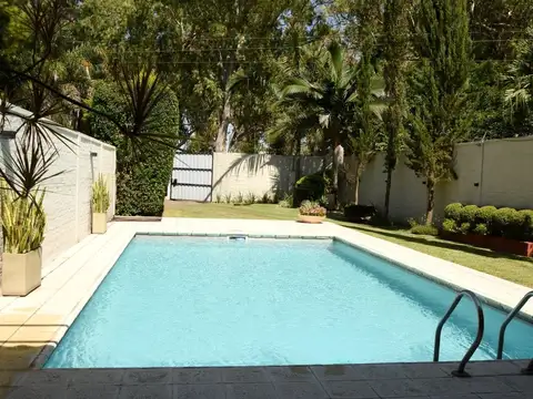 SE VENDE CASA Bº DON CARLOS, EN RECONQUISTA