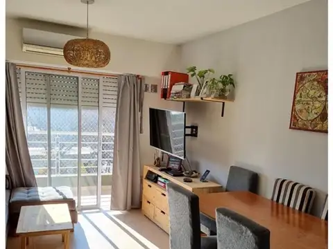 Departamento en ALQUILER - Caseros Centro