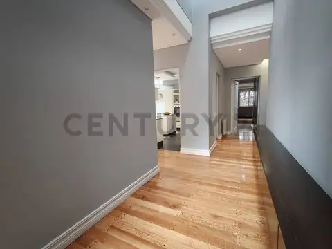 CASA DE CATEGORIA EN VENTA BARRIO VISTALBA COUNTRY- VISTALBA -  LUJAN DE CUYO-
