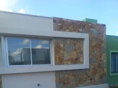 Casa en Alquiler A Estrenar