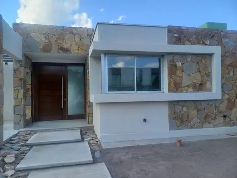 Bº Privado Alba de Tanqay-Lote D-16.