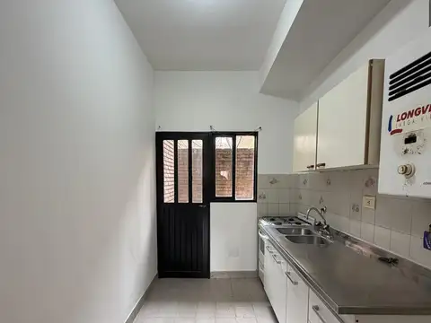Departamento en Alquiler en República De La Sexta, $ 400.000