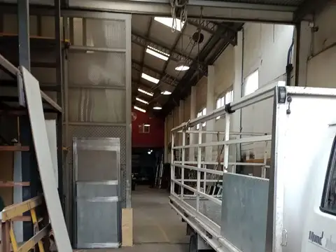 Galpon en Venta en Temperley, USD 299.000