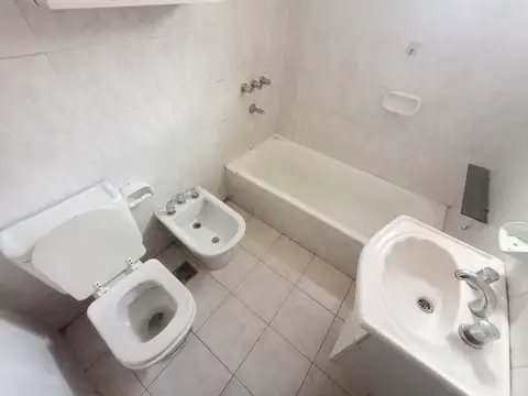 Depto Tipo Casa 3 ambientes con 1 baño