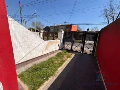 Depto Tipo Casa en Venta de 2 dormitorios